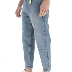 Jeans Catch Tapered Fit Uomo -Lacoste shop 034ec81ea75848fa074ca47b900447e5