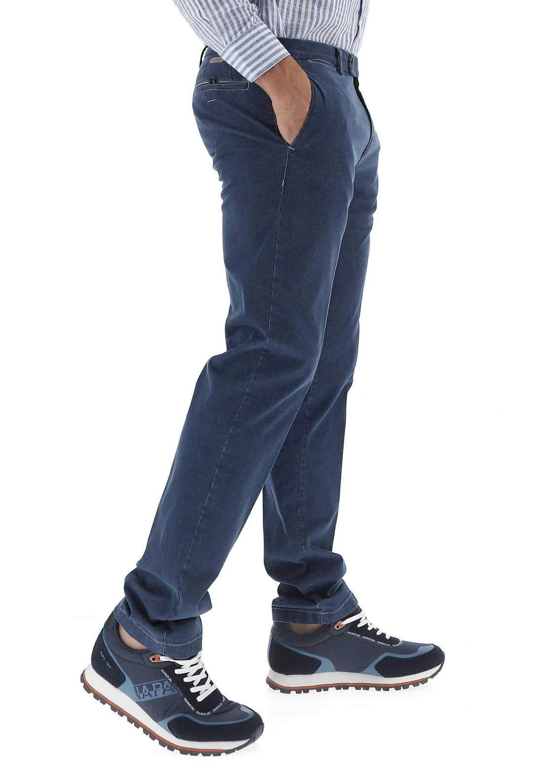 Chinos In Denim Bugatti Stretch Uomo Con Tasche A Filo 4 Chinos In Denim Bugatti Stretch Uomo Con Tasche A Filo - immagine 2