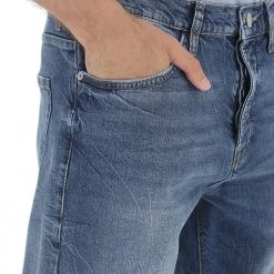 ONLY E SONS Jeans Uomo Mod. Avi Carrot Fit Only & Sons 11 ONLY E SONS Jeans Uomo Mod. Avi Carrot Fit Only & Sons -Lacoste shop 069aae11b0ea3b8bb4cd9567191789b1