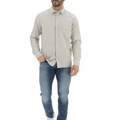 Camicia Blend Uomo Rigata All Over Con Taschino Sul Petto 25 Camicia Blend Uomo Rigata All Over Con Taschino Sul Petto -Lacoste shop 0ccb351b01fc784e9dedd0d14908ccbf
