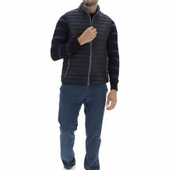 Gilet Imbottito Leggero Canadiens Uomo Full Zip 17 Gilet Imbottito Leggero Canadiens Uomo Full Zip -Lacoste shop 17bb2065885f86287a8ca531e37dad49