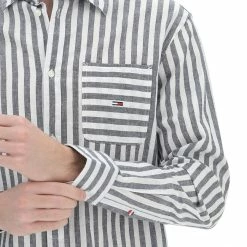 Tommy Hilfiger Jeans Camicia A Righe Misto Lino Tommy Jeans Dm0dm16342 -Lacoste shop 19b5fc389b0e4a34fa62e43dc9918777