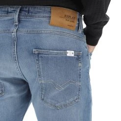 Jeans Uomo Replay Mod. Willbi Stretch Regular Slim Fit -Lacoste shop 1bcfe781517eecc1733b11bb0a0297a8