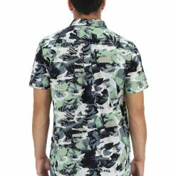 Camicia Manica Corta In Fantasia The North Face A55nd -Lacoste shop 1e4992f73092bd8d81f2e9c286ee8dfb