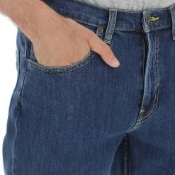 Jeans Lee Mod. Brooklyn Straight L452pxkx -Lacoste shop 1e54c52dd913f6d0b93f78618bd87ccf