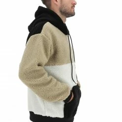 Giubbino Tre Colori Effetto Orsetto Age -Lacoste shop 222a24ef51f4a91e2cfe102c61e91f12