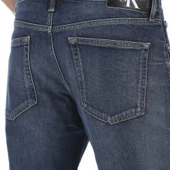 Jeans Calvin Klein Jeans Uomo Lavaggio Scuro Slim Taper 12 Jeans Calvin Klein Jeans Uomo Lavaggio Scuro Slim Taper -Lacoste shop 2b201dda92576790ab0da8189f2a3a3a