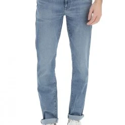 Jeans Wrangler Mod. Larston 812 365cool W18sylz70