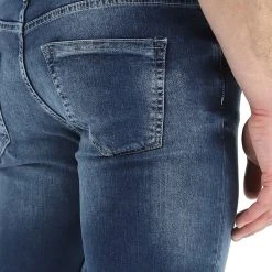 Jeans Superslim Age Mod. Any Stretch 9 Jeans Superslim Age Mod. Any Stretch -Lacoste shop 30d582dec56f718c5e4f40ca49d2e43c