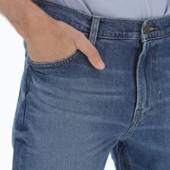 Jeans Lee Uomo Mod. West Elasticizzati Relaxed Fit -Lacoste shop 3263004fc0f0797e80e99ab0452a64f1