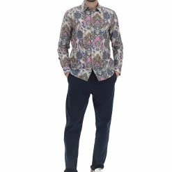 Camicia Sseinse In Fantasia Fiori All Over -Lacoste shop 365a0fd1056a5b9301e71eb99b54d982