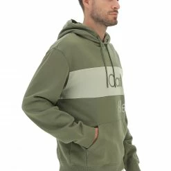 Calvin Klein Jeans Felpa Garzata Calvin Klein J30j321541 Con Cappuccio E Logo A Contrasto -Lacoste shop 37fbef24c5dc1b20291a5e84c743e09c