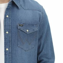 Camicia In Denim Wrangler Uomo Regular Fit -Lacoste shop 3871c15bbcbaf0d67fba38ea8274dbe7