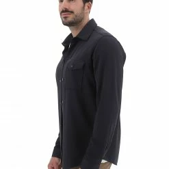 Camicia Casual Uomo Brango Tessuto A Costine In Rilievo E Taschino -Lacoste shop 3f8658d9e138a6e9c7bcb5ff4f78d3e2