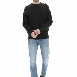 Maglioncino Girocollo Calvin Klein Uomo Tinta Unita Con Patch Gommata Tono Su Tono -Lacoste shop 443dbb9bf6532f4f29bb92b132d51d1e