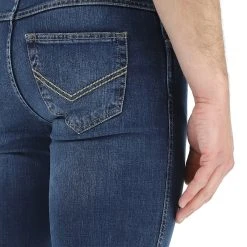 Age Jeans Uomo Classic Slim Mod. Williams -Lacoste shop 4f8c80608c0de12ad50cd2c132019852