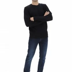 Girocollo Esteban Martinez Art. 310510a 15 Girocollo Esteban Martinez Art. 310510a -Lacoste shop 522fd8196c5b2ec237cbcc481d5ca3a3