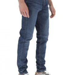 Jeans Levi's 512 Slim Taper Fit Uomo Art. 288831113 8 Jeans Levi's 512 Slim Taper Fit Uomo Art. 288831113 -Lacoste shop 5586b181ea059d444e3aa06ddc5b3e0e