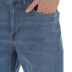 Jeans Lee Uomo Brooklyn Straight Art.l452nlc06 -Lacoste shop 5df3175c962a77ee2ceeacd6c133ed13