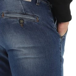 Pantalone In Denim Stretch Eks Slim Fit Effetto Sabbiato -Lacoste shop 6ef37ab2aeadf9268faad8c18ae6758c