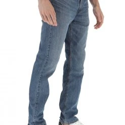 Jeans Levi's 502 Taper Elasticizzati Uomo -Lacoste shop 741832fc47f667f16e4d048540211001