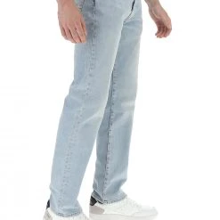 Jeans Uomo Levi's 501 Original Art. 5013421 Lavaggio Chiaro -Lacoste shop 7ba240050b93e4b748b6ff17b95a3f51