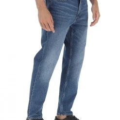 Jeans Calvin Klein Jeans J30j323368 Modello Dad Uomo -Lacoste shop 83712439583e9d3fbe920bd8ffd3497d