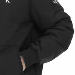 Bomber Uomo Calvin Klein Jeans Con Dettagli A Contrasto E Logo Piccolo Sul Petto -Lacoste shop 884a69a5c56a0e1061be649927e4980e