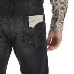 GAS Jeans Jeans Nero Gas Modello Teo Simple Con Micro Rotture 10 GAS Jeans Jeans Nero Gas Modello Teo Simple Con Micro Rotture -Lacoste shop 97d9f671bc1b61a950256694c48b7b34