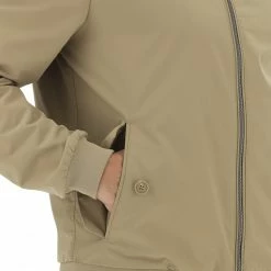 Giubbino Uomo Canadiens Mod. Colt In Tessuto Stretch -Lacoste shop 996f160062a142f52bccc3365e64f345