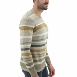 Magliocnino Girocollo Re Del Mare Uomo Con Lavorazione Punto Riso A Righe -Lacoste shop 9b1b20dedad7ee15a232e33c7d2ae27d