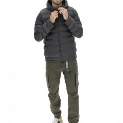 Giubbotto In Ovatta Con Cappuccio Idrorepellente Clinchberry Uomo -Lacoste shop 9ebc3770dfd46ecb13148eaa9686b8d8