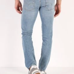 Jeans Levi's 511 Slim 045114211 -Lacoste shop 9f35bae15fb58c995c8a8620e80b1723