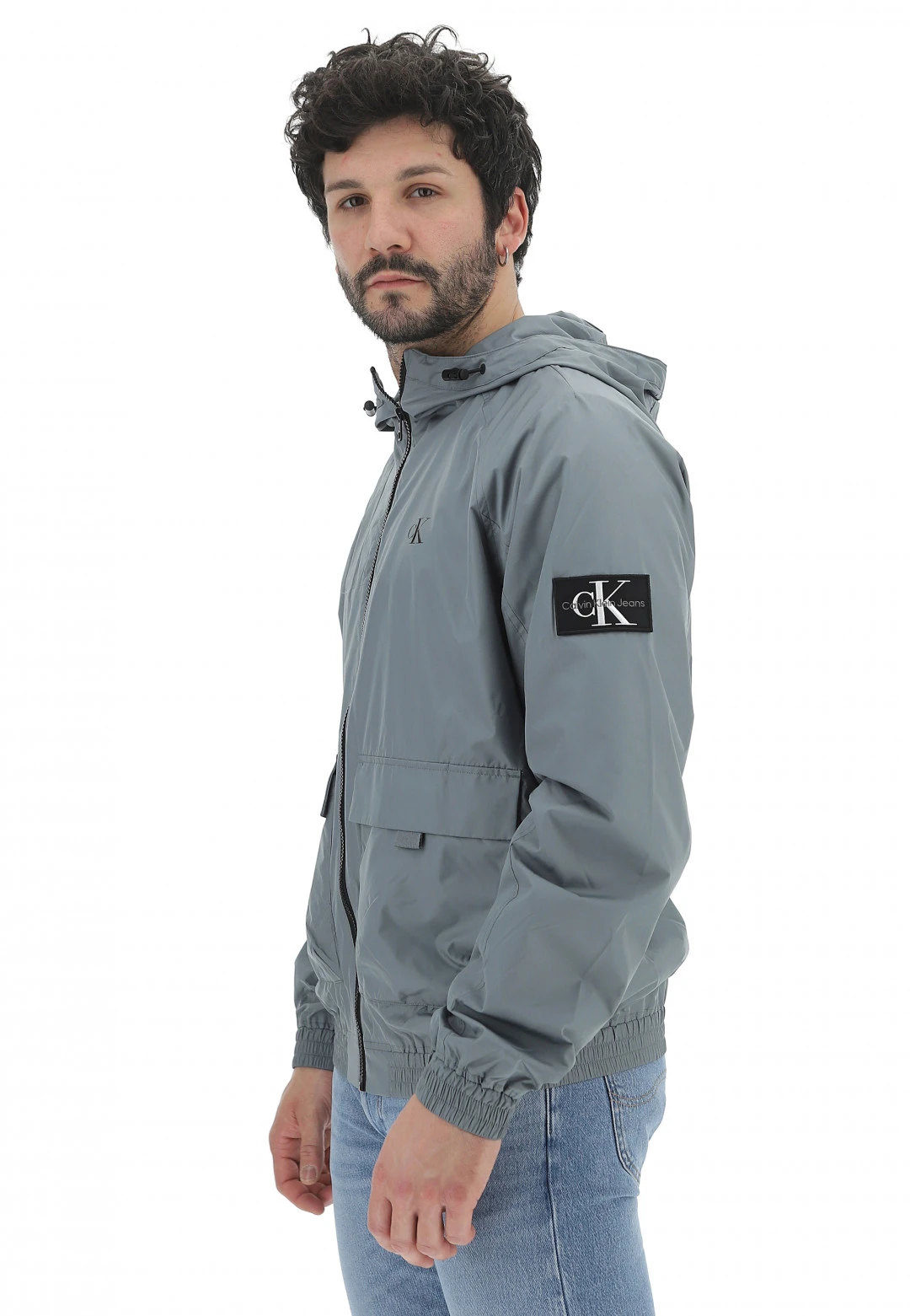 Calvin Klein Jeans Giubbino Calvin Klein Uomo Con Cappuccio E Tasconi Frontali E Logo A Contrasto 4 Calvin Klein Jeans Giubbino Calvin Klein Uomo Con Cappuccio E Tasconi Frontali E Logo A Contrasto - immagine 2
