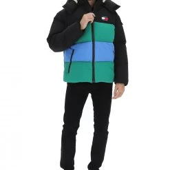 Tommy Hilfiger Jeans Giubbotto Color Block In Ovatta Tommy Jeans Uomo 12 Tommy Hilfiger Jeans Giubbotto Color Block In Ovatta Tommy Jeans Uomo -Lacoste shop a99807fabd537d59d849a65233ce1efb