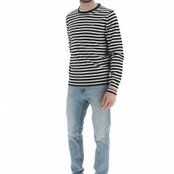 Maglioncino Tommy Hilfiger Uomo Basic Con Logo Ricamato -Lacoste shop ab3702d9577dc0f88a90426e56a3065b