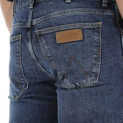 Denim Wrangler Larston 812 W18s Ju 201 -Lacoste shop b8e5fb00218f1f62d6afe50740781af2