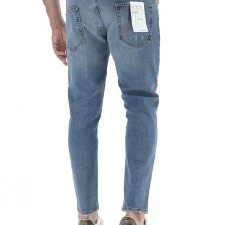 Jeans Sseinse Tapered Fit Uomo 8 Jeans Sseinse Tapered Fit Uomo -Lacoste shop b8fe4545043a0adc2b20ee1402ac0e7c