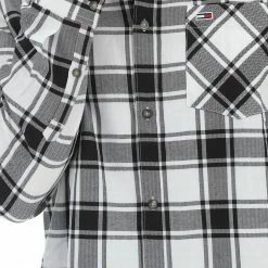 Tommy Hilfiger Jeans Camicia Casual Tommy Jeans Dm0dm15114 Con Fantasia A Quadri -Lacoste shop c356a4e14f159d73bc57ecd895a6f09c