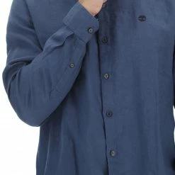 Camicia Timberland Uomo In Lino Con Logo Ricamato Tono Su Tono 21 Camicia Timberland Uomo In Lino Con Logo Ricamato Tono Su Tono -Lacoste shop c360ebe7e0c2c453842e3e719197306d