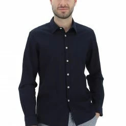Camicia Age Uomo Tinta Unita In Cotone Con Tramatura Ruvida -Lacoste shop c38a2681ea586b49e7bc4d1631949c37