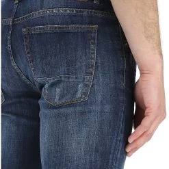 Denim Slim Age Con Microrotture E Graffi Art.daniel -Lacoste shop c8c1ee8043c73eb999fe572e035dd6d1