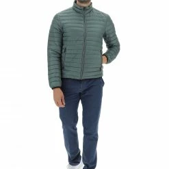 Cape Horn Giubino Uomo Caper Horn Art. 41554 Con Collo A Fascia -Lacoste shop c9ae1cc6f117df88eb426236403e895f