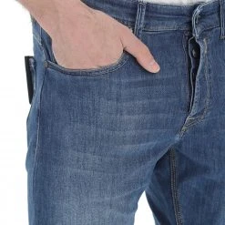 Jeans Replay Modello Willbi 10 Jeans Replay Modello Willbi -Lacoste shop d7529261a973e028a1a213a1d5ff001e