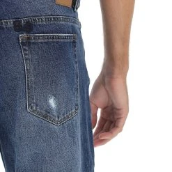 8.9 OTTOPUNTONOVE Pantalone Jeans 8.9 Mod. Wilson In Cotone Loose Fit Con Lavaggio Scuro E Rotture 10 8.9 OTTOPUNTONOVE Pantalone Jeans 8.9 Mod. Wilson In Cotone Loose Fit Con Lavaggio Scuro E Rotture -Lacoste shop d8534627d212487ac4636758854d938c