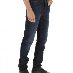 Jeans Lee Daren Fly Zip Regular Straight L707aadb -Lacoste shop da709f7eb584463cdb47061550c98fa5