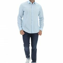 Camicia Slim Fit Calvin Klein In Microfantasia -Lacoste shop de051813af86d6f1c367ea274cc9a427