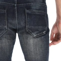 Key Jey Jeans Uomo Lavaggio Scuro Keyjey Slim Fit -Lacoste shop e6221516aa07e565d176e777d05d0495