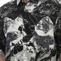 ONLY E SONS Camicia Manica Corta Fantasia Astratta Only & Sons -Lacoste shop e78d8ecaa5d5f05d939acbf51b7c2246