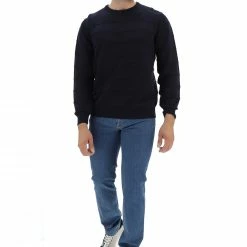 Maglione Girocollo Con Riga Tono Su Tono Blu Salina 10 Maglione Girocollo Con Riga Tono Su Tono Blu Salina -Lacoste shop f56427f2878300e5cd28769854741da6